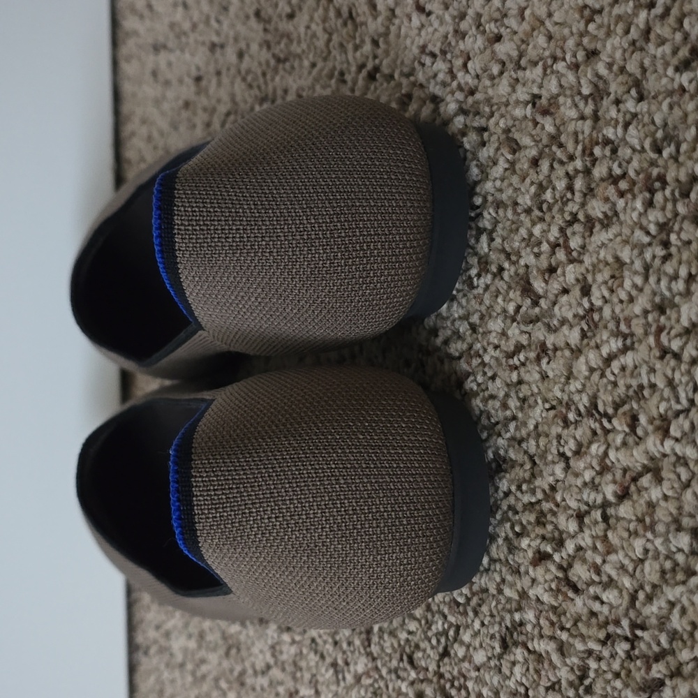 Rothys Sz 9.5 The Lounge Loafer In Sparrow - Picture 4 of 12